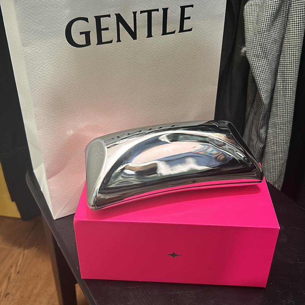 Gentle Monster Bold Sunglasses case and box.